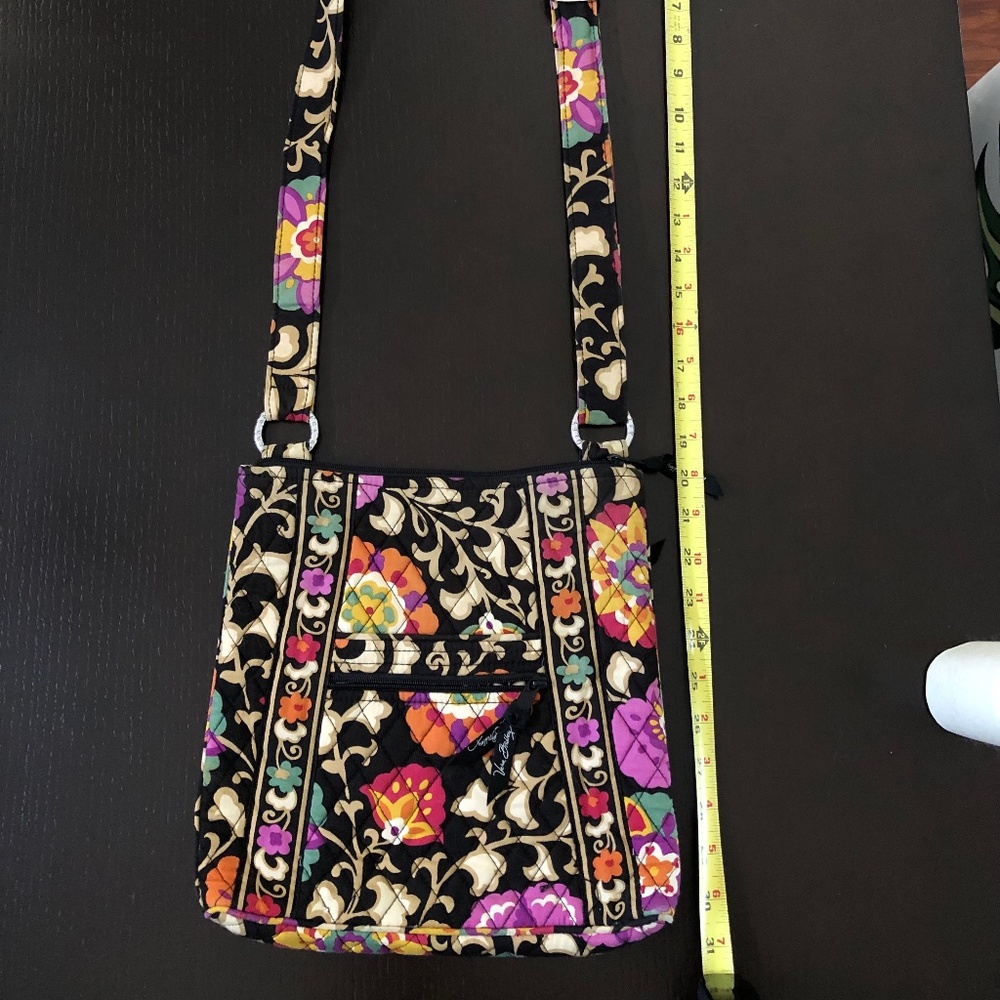 Vera Bradley Suzani Hipster, Crossbody,  EUC